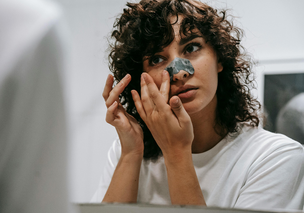 Remove Blackheads easily